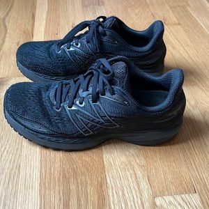 New Balance Fresh Foam 860. B width size 8.